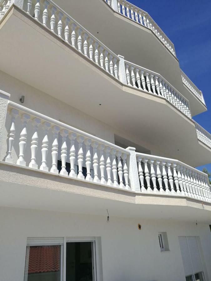 Apartments Prpic Seget Vranjica Exteriér fotografie