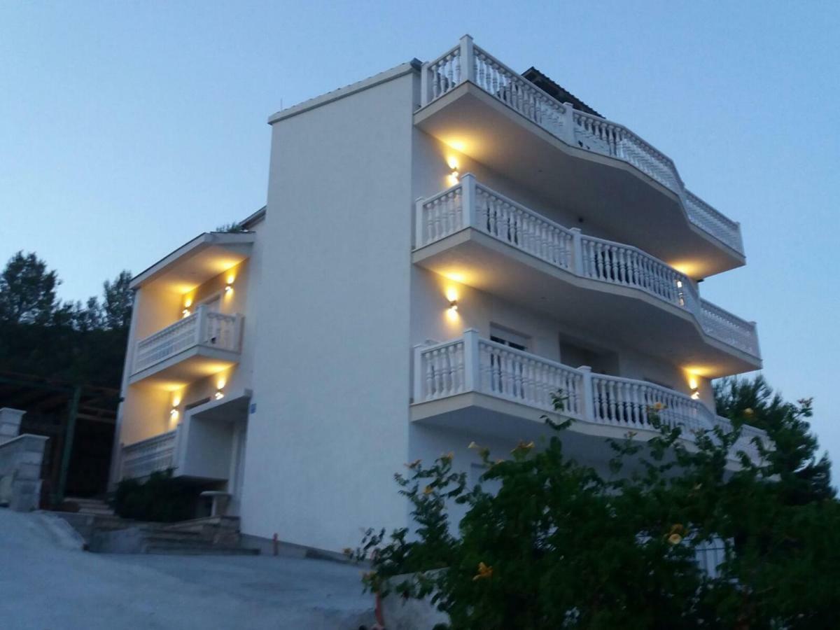 Apartments Prpic Seget Vranjica Exteriér fotografie